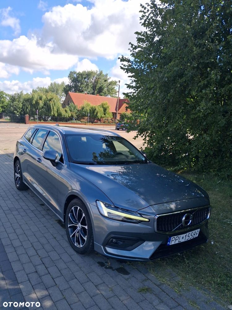 Volvo V60 B3 B Essential - 1
