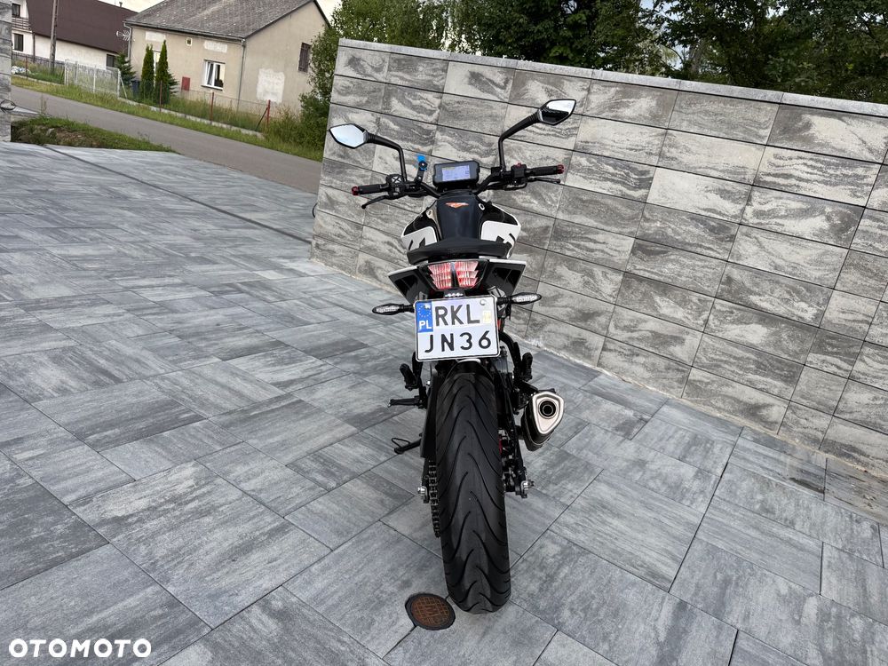 KTM Duke 125 - 9