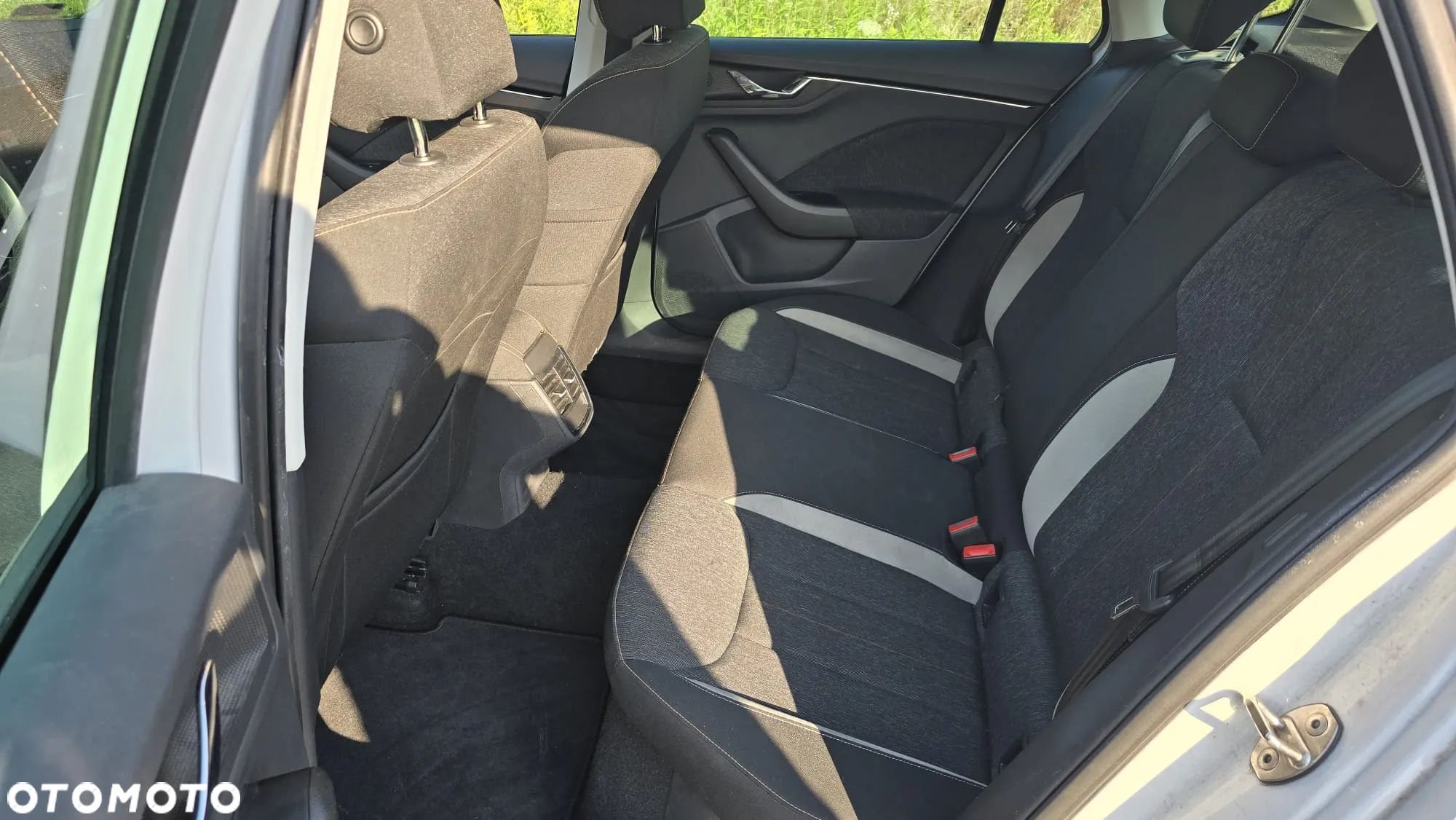 Skoda Kamiq 1.0 TSI Style DSG - 14