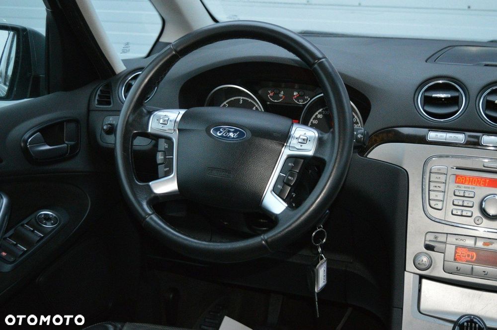 Ford Galaxy 1.8 TDCi Ghia - 19