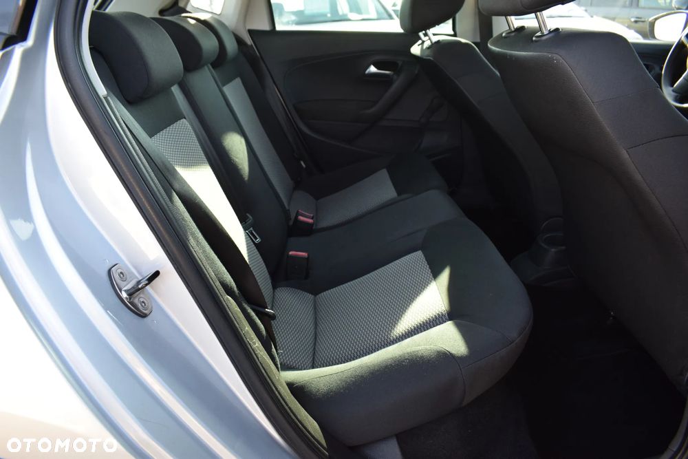 Volkswagen Polo - 24