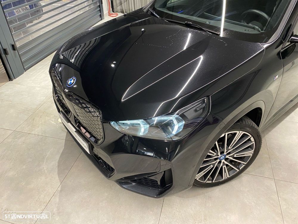 BMW iX1 eDrive20 Pack Desportivo M Pro - 3