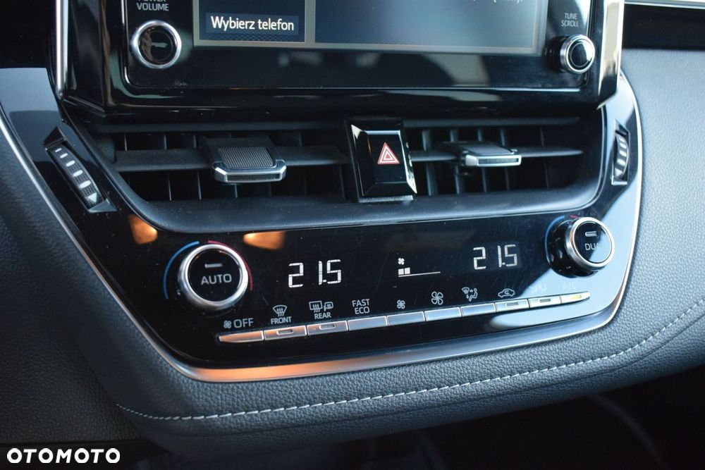 Toyota Corolla 1.8 Hybrid Comfort - 18