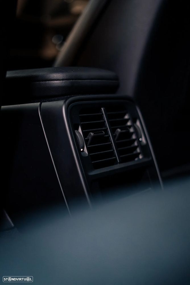 Porsche Taycan Sport Turismo - 36