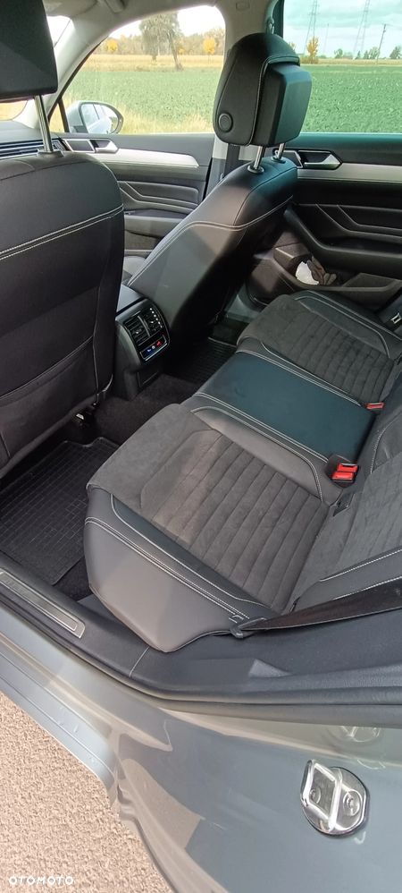 Volkswagen Passat 2.0 TDI SCR Style DSG - 22