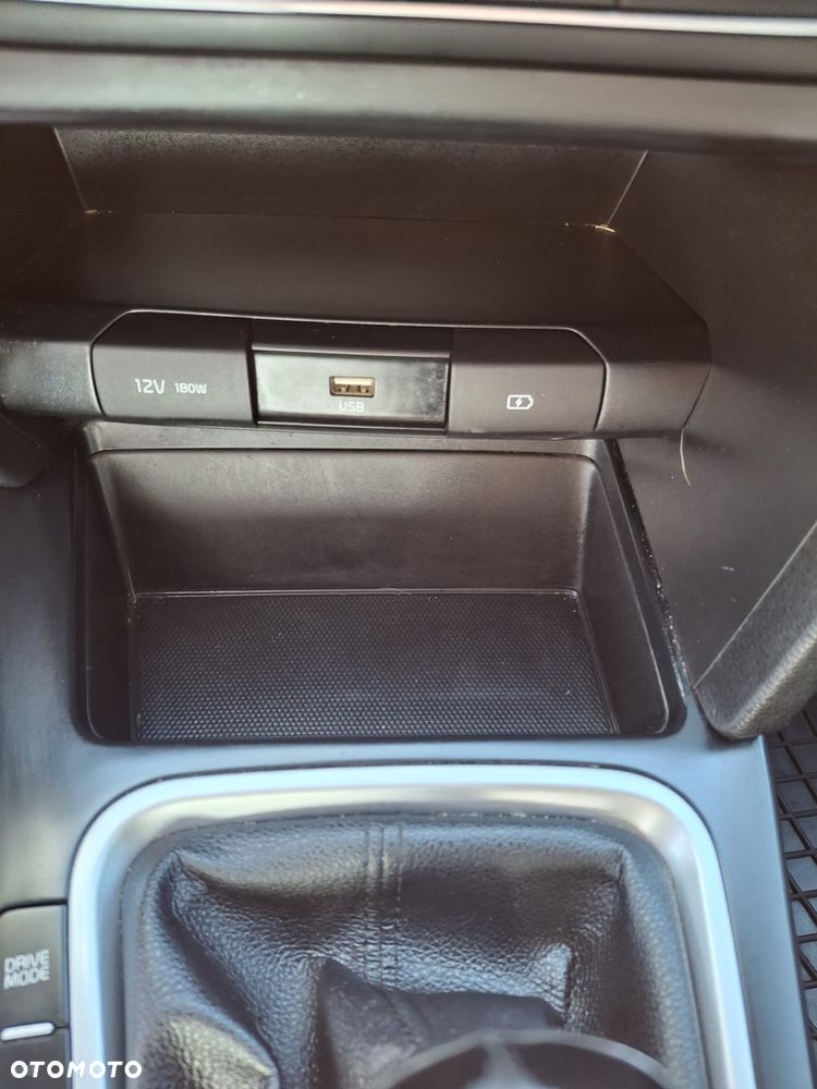 Kia Ceed 1.6 CRDi mHEV M - 23