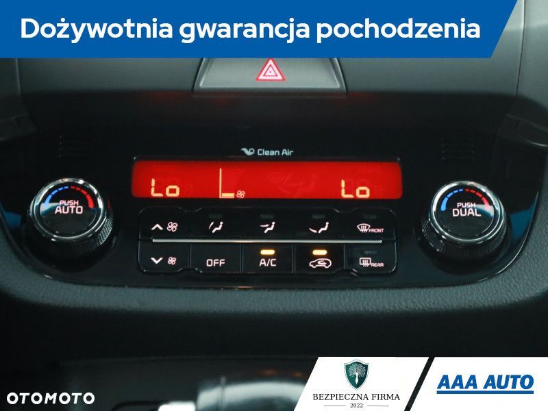 Kia Sportage - 12