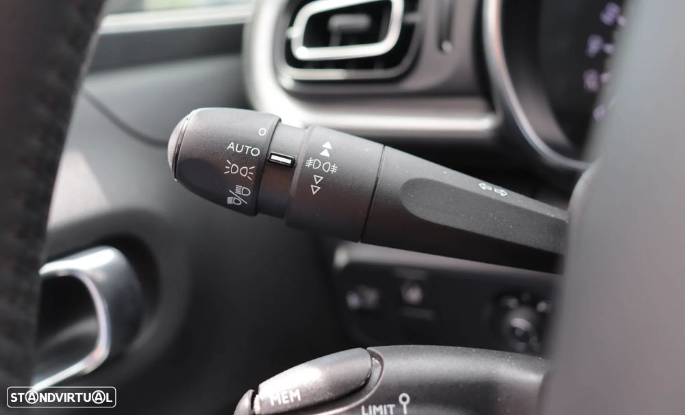 Citroën C3 1.2 PureTech Feel EAT6 - 25