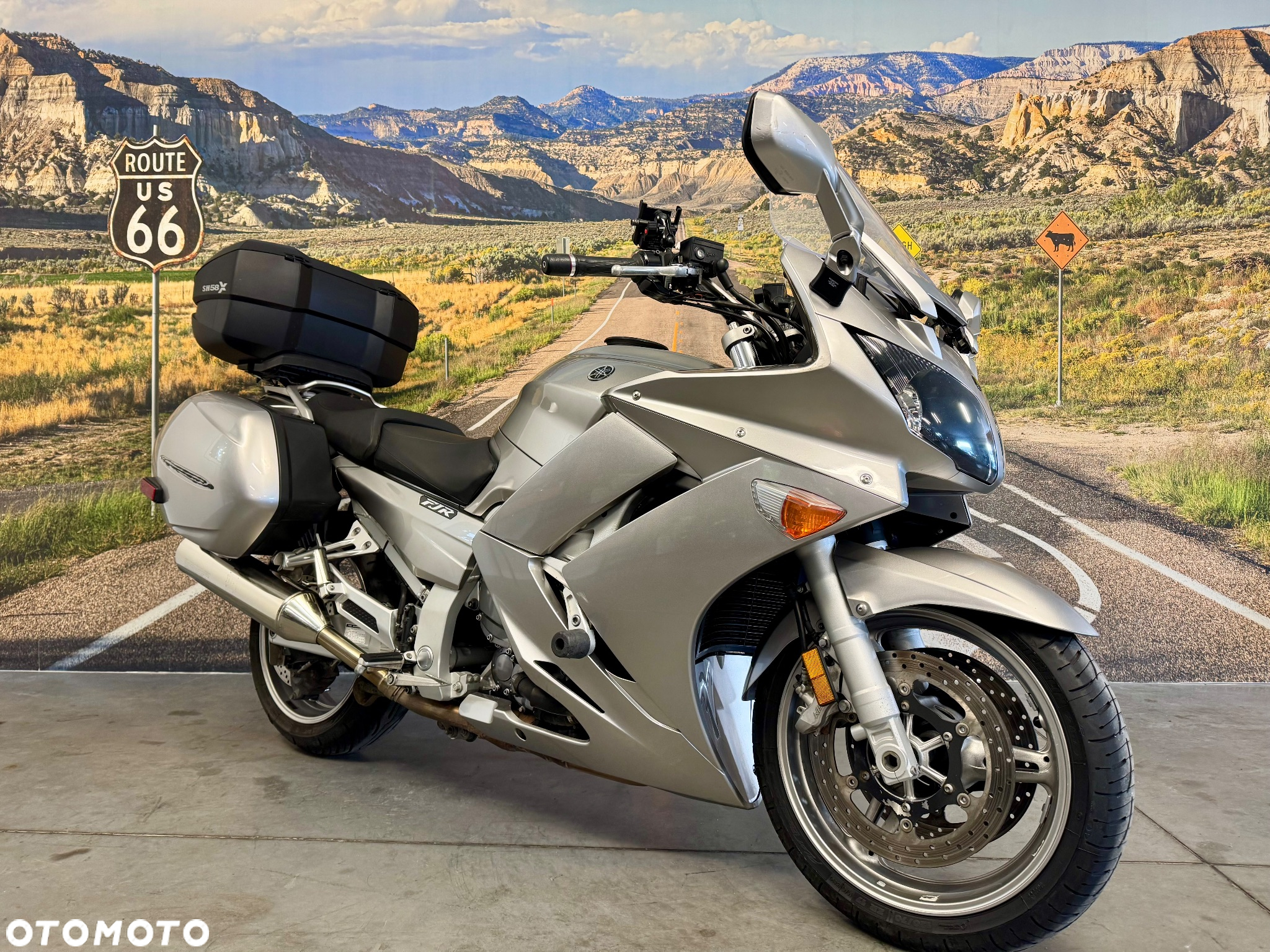 Yamaha FJR - 2