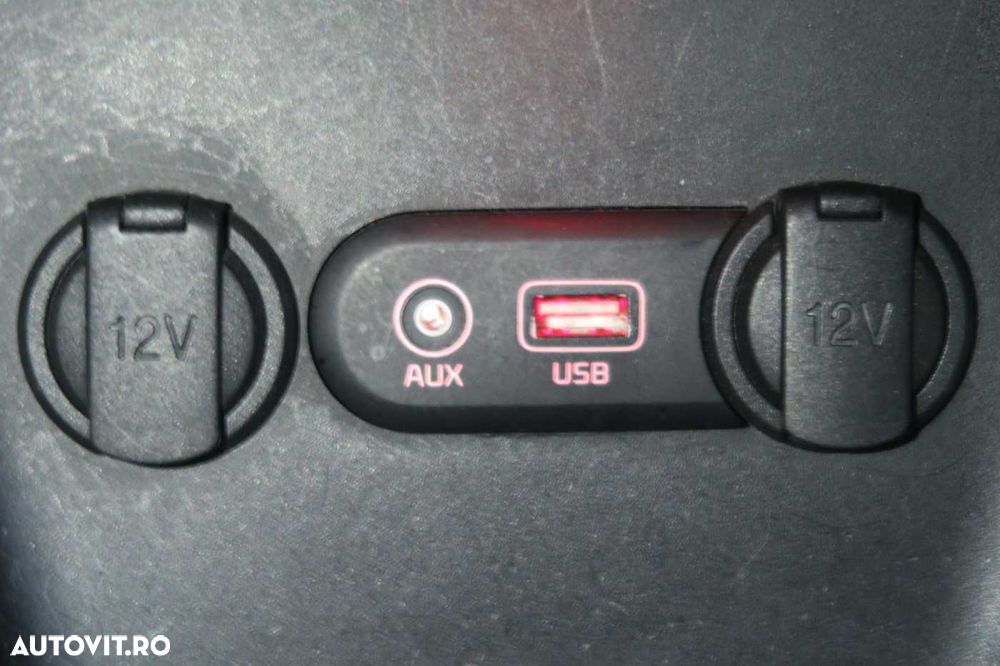 Kia Ceed 1.6 GDI Dream-Team Edition - 19