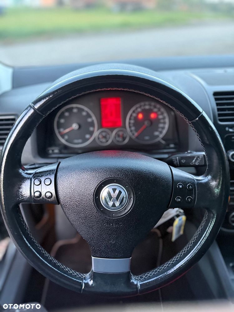 Volkswagen Golf 1.6 United - 31