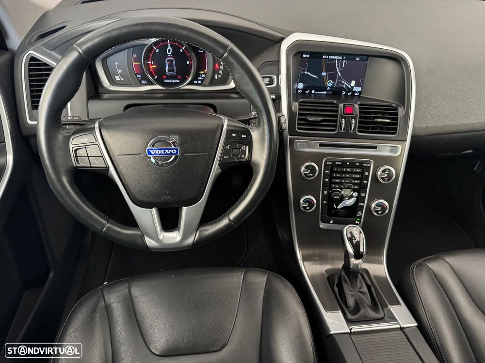 Volvo XC 60 D5 AWD Aut. RDesign - 17