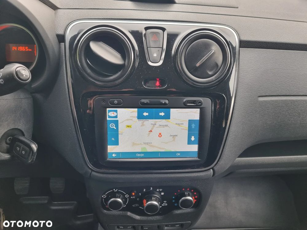 Dacia Lodgy 1.6 SCe Laureate S&S - 16