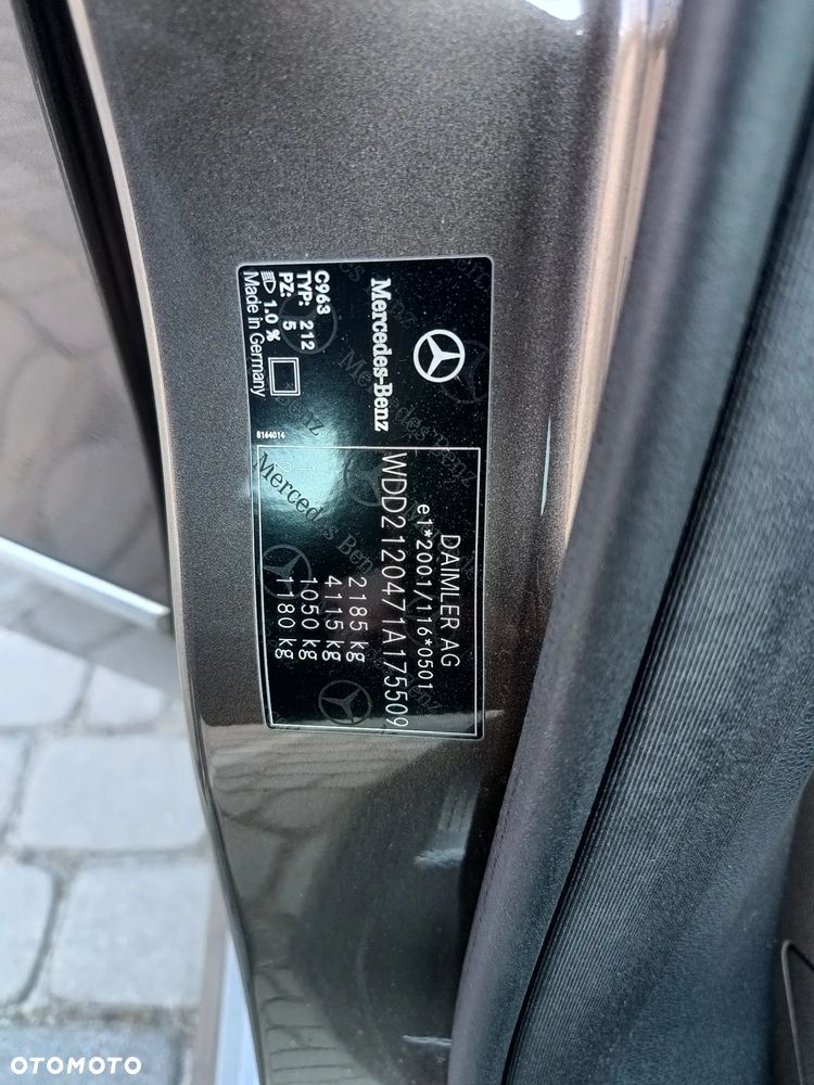 Mercedes-Benz Klasa E 250 CGI BlueEffICIENCY Avantgarde - 17