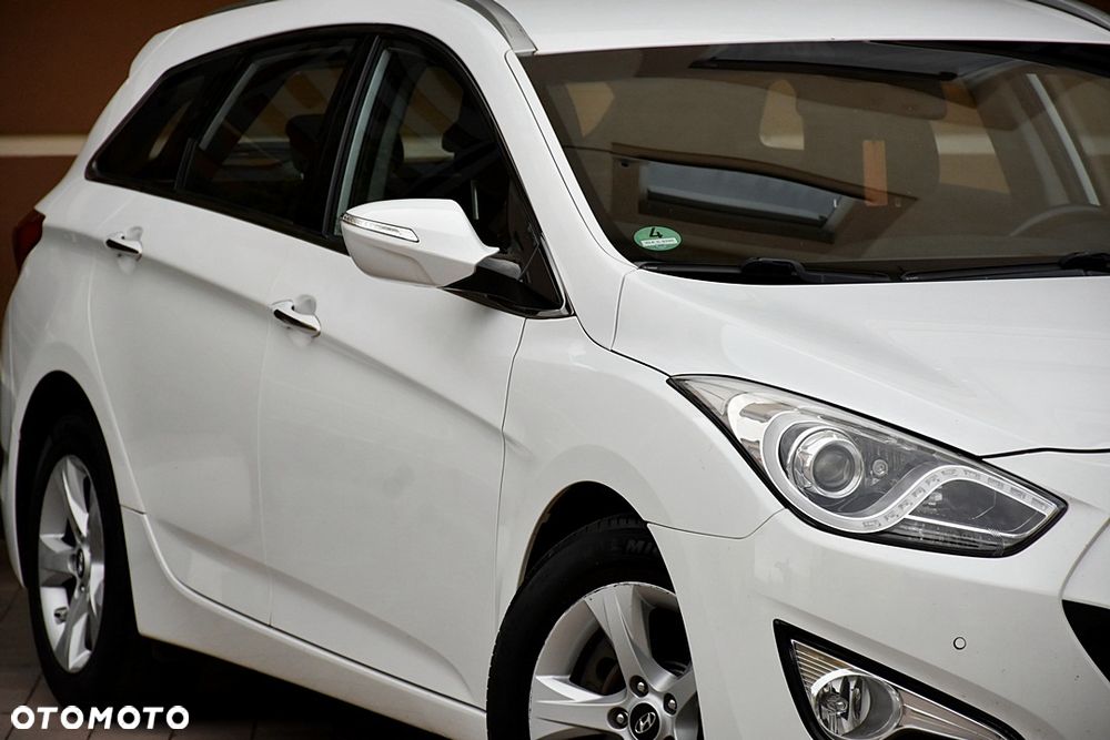 Hyundai i40 1.7 CRDi Comfort + - 10