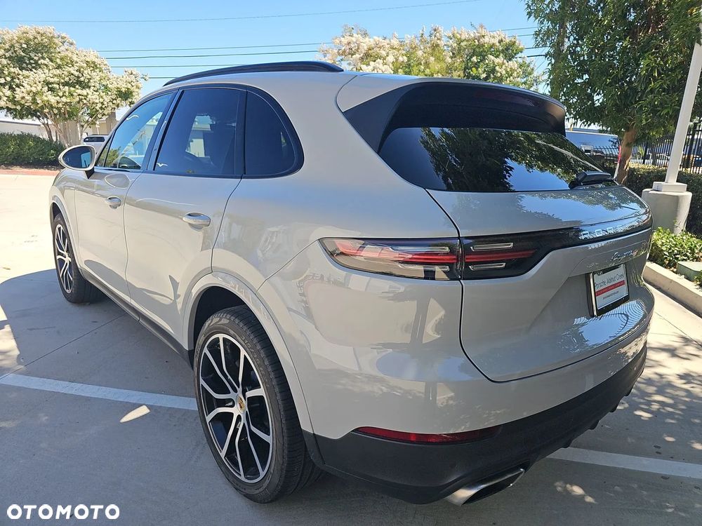 Porsche Cayenne Tiptronic S - 6
