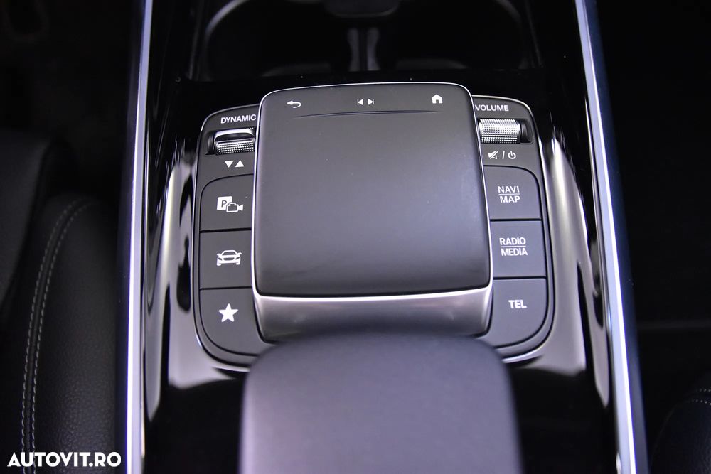 Mercedes-Benz GLA 200 d Aut. - 18