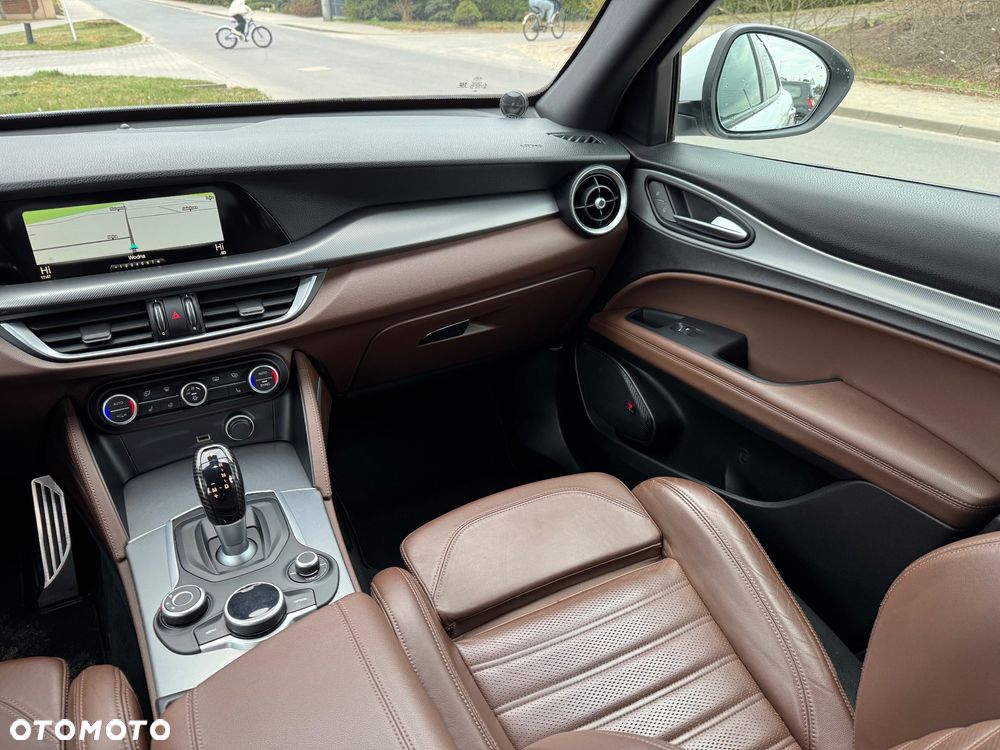 Alfa Romeo Stelvio 2.2 JTDM Executive Q4 - 19