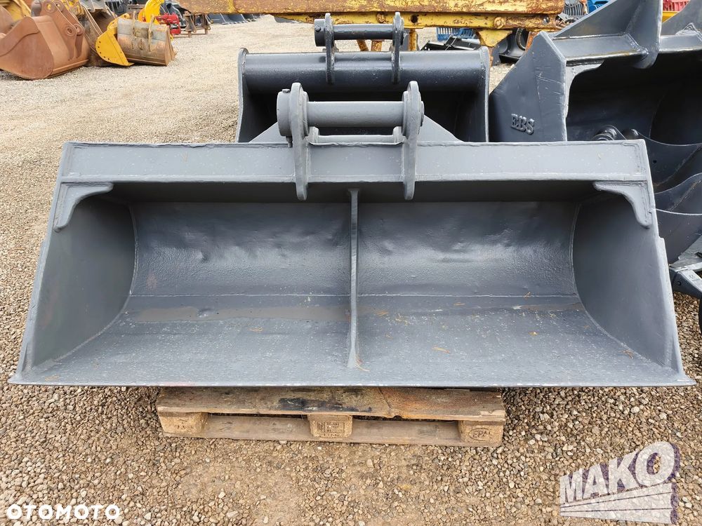 Łyżka skarpowa TCH 210cm Miller fi 80 - 2