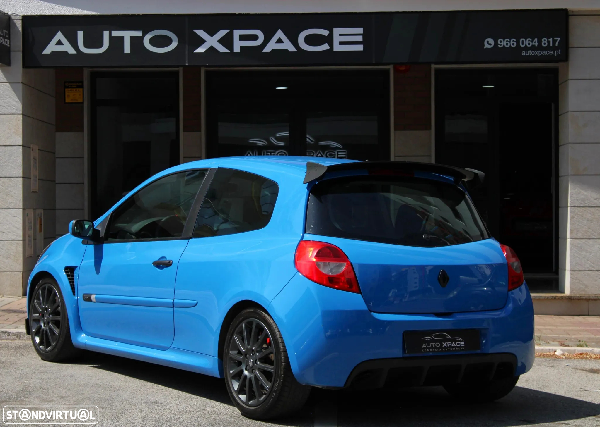 Renault Clio 2.0 16V RS - 2