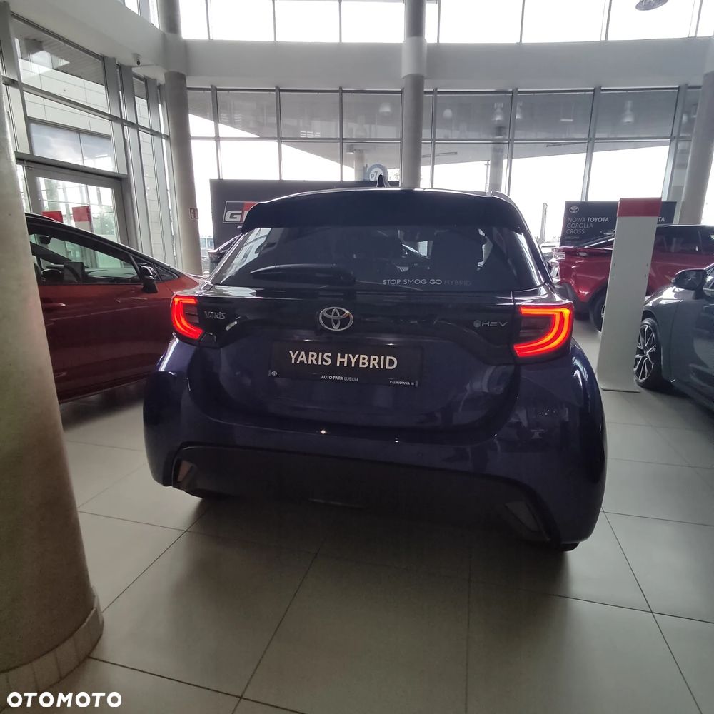 Toyota Yaris Hybrid 1.5 Style - 6