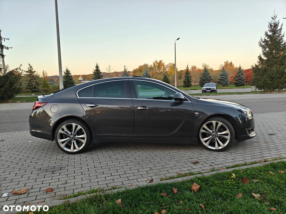 Opel Insignia - 14