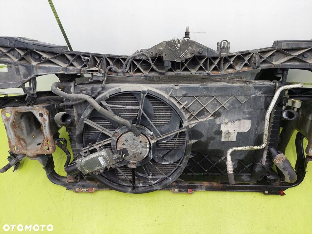 Pas przedni z chłodnicami kompletny Ford Focus Mk2 04-07 PRZED LIFT 2,0 B - 2