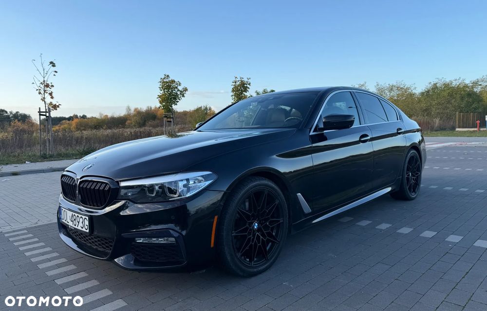 BMW Seria 5 530i xDrive M Sport Edition - 1