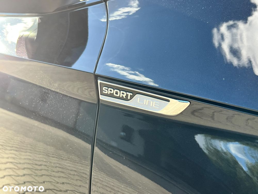 Skoda Superb 2.0 TDI SCR Sportline DSG - 17