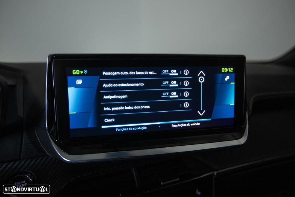 Peugeot e-2008 50 kWh GT - 27