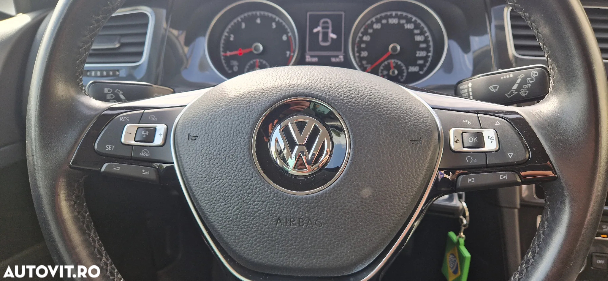 Volkswagen Golf 1.5 TSI Comfortline - 6