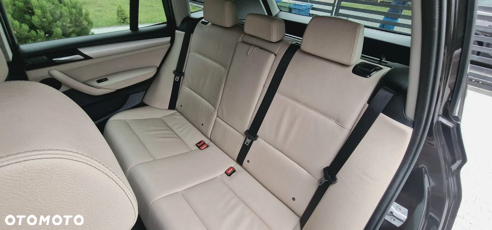 BMW X3 sDrive18d xLine - 20