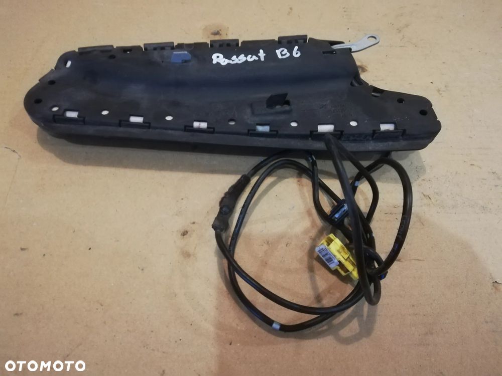 Poduszka AirBag FOTELA PRAWA VW PASSAT 3C4880242C