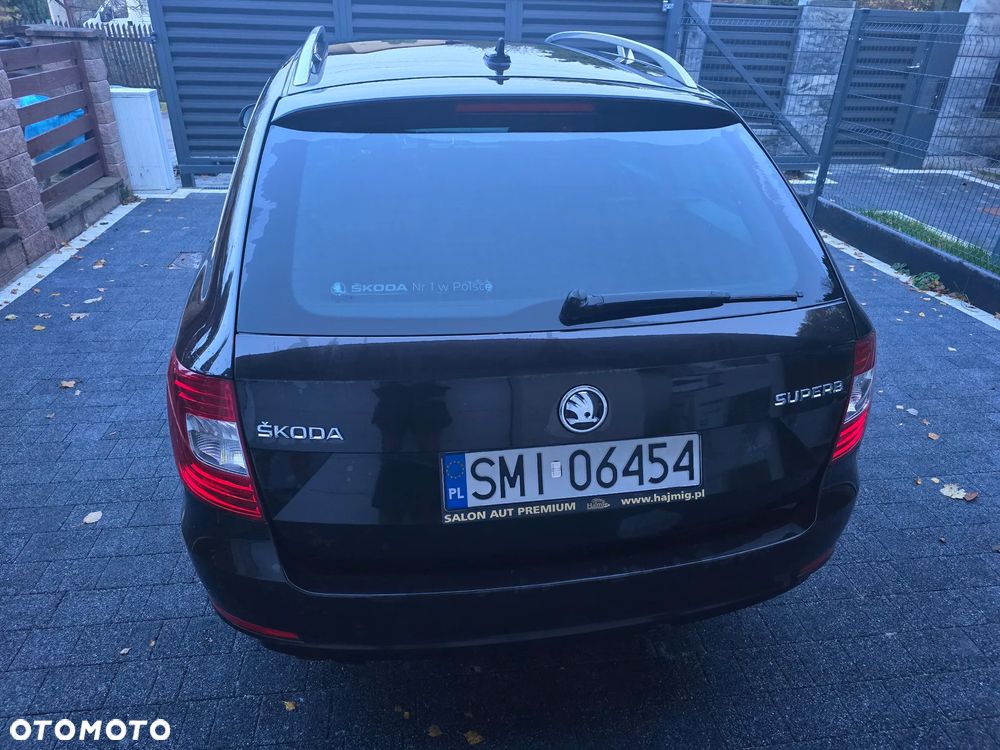 Skoda Superb 2.0 TDI Elegance DSG - 5