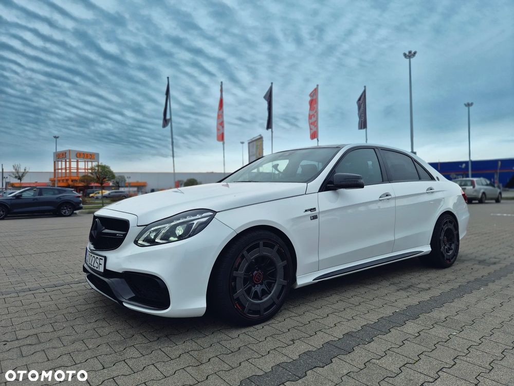 Mercedes-Benz Klasa E 400 4-Matic Avantgarde - 22