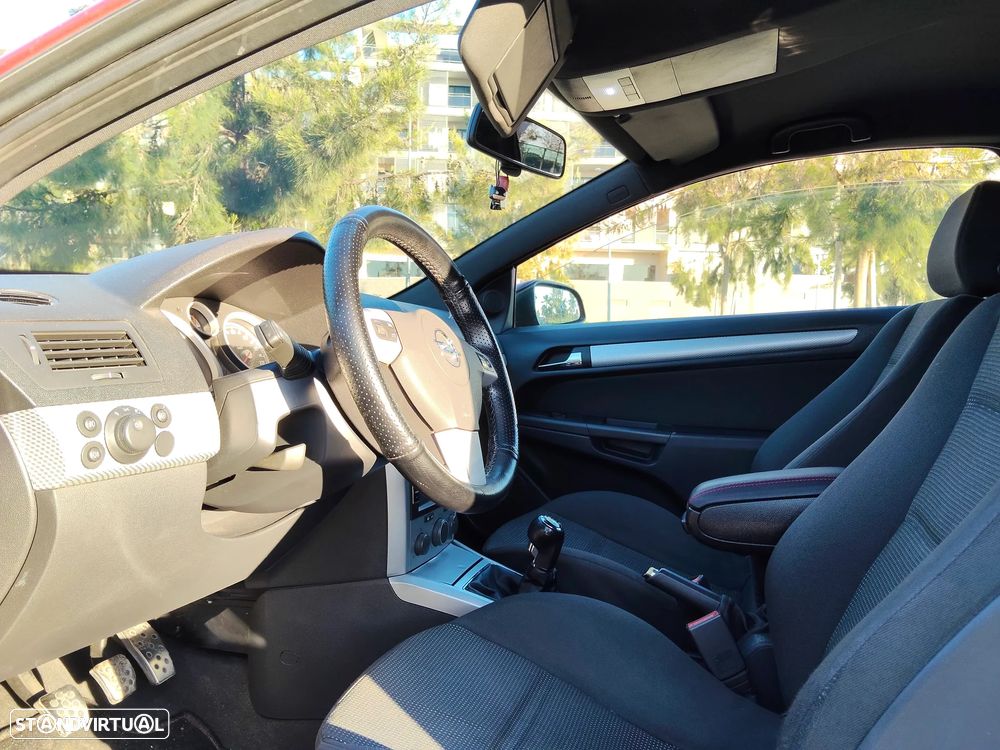 Opel Astra GTC 1.3 CDTI - 12