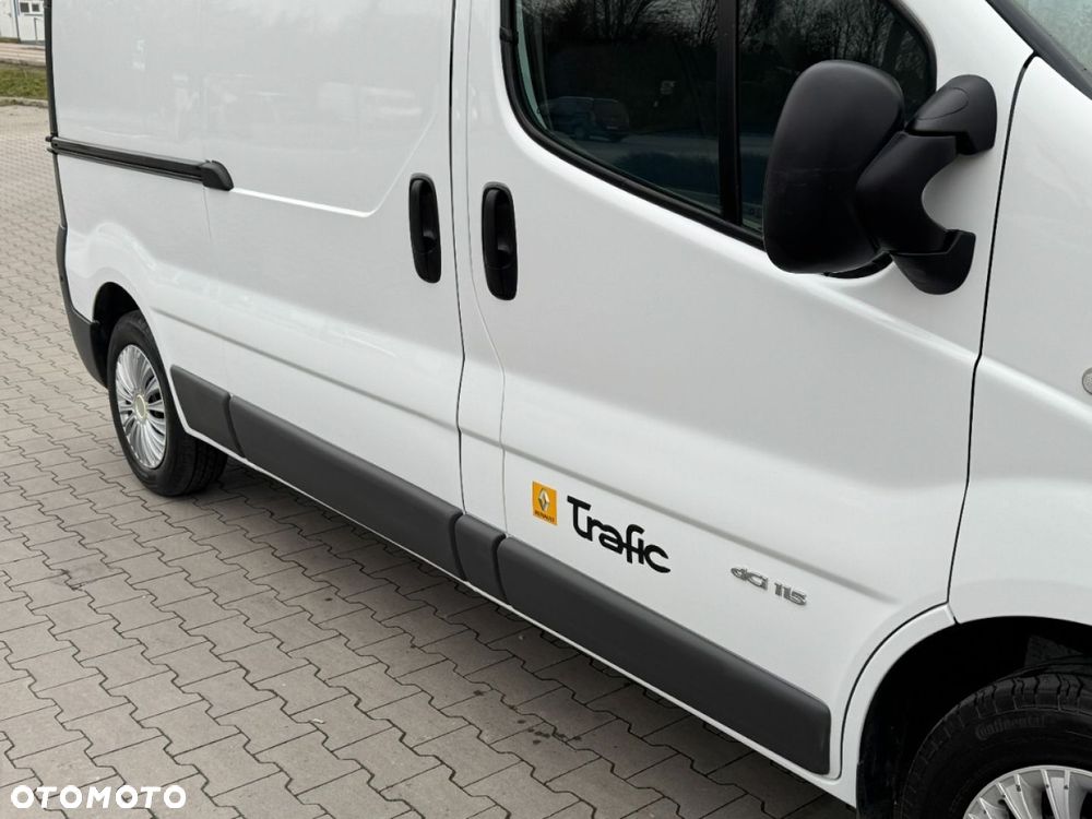 Renault Trafic - 23