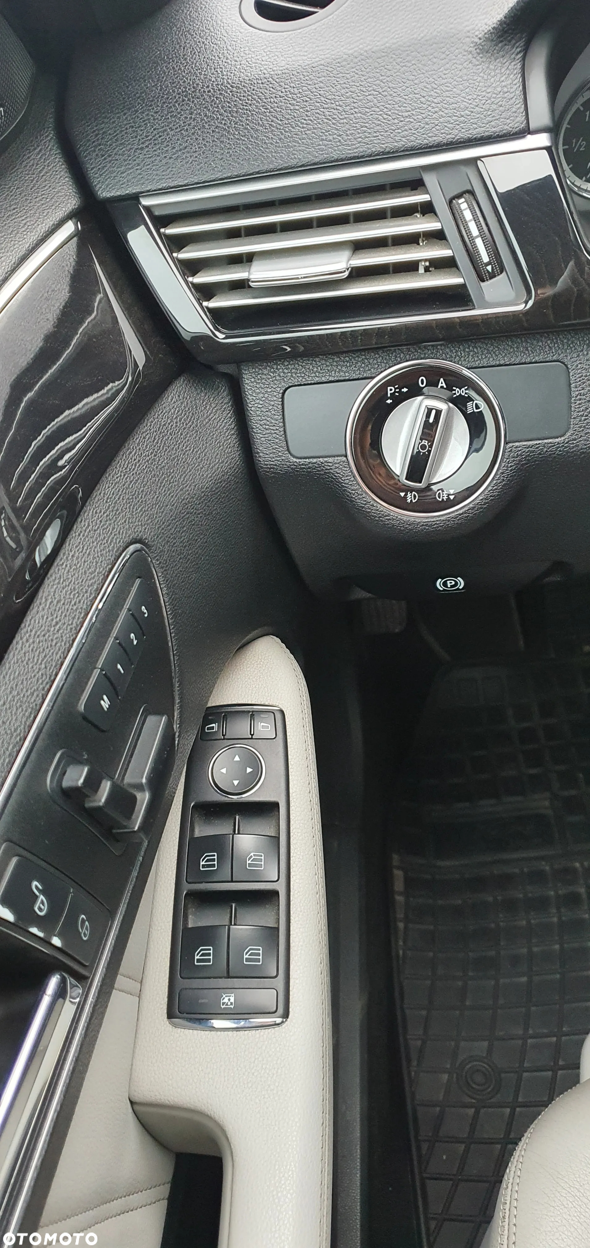 Mercedes-Benz Klasa E 350 T 7G-TRONIC Avantgarde - 23