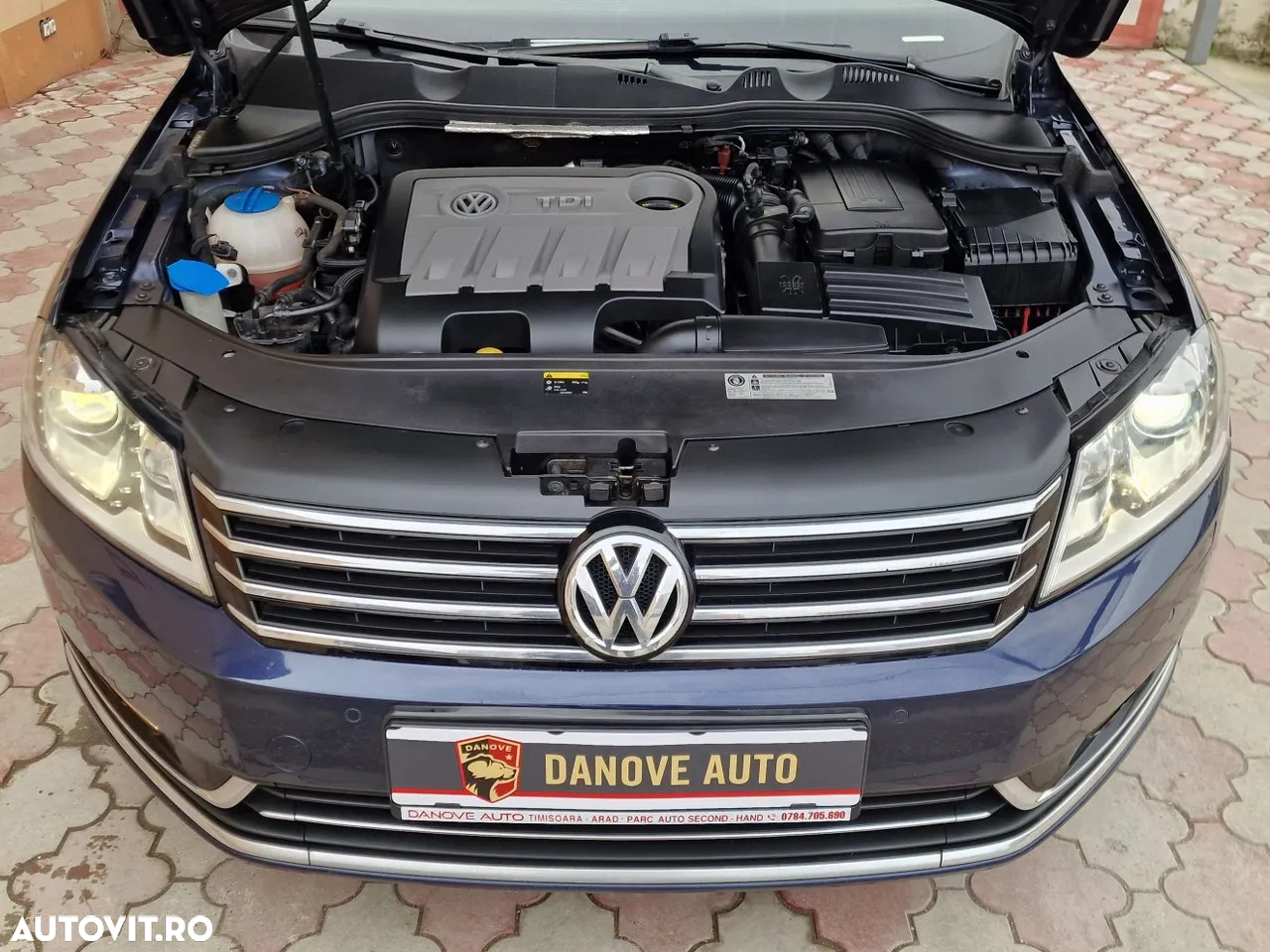 Volkswagen Passat Variant 2.0 Blue TDI DSG SCR Comfortline - 25