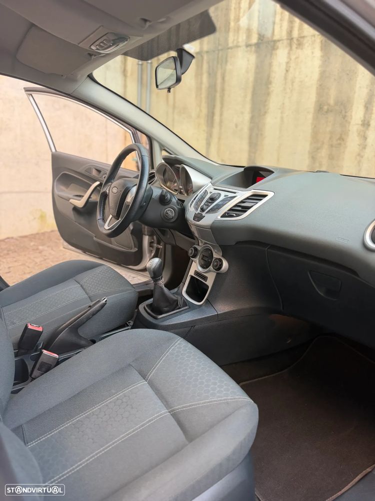 Ford Fiesta 1.25 Titanium - 17