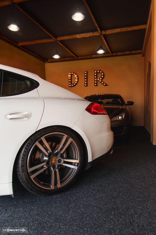 Porsche Panamera Standard - 20