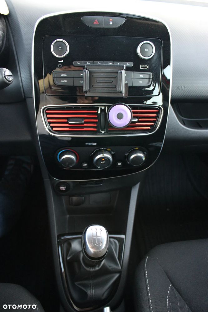 Renault Clio 0.9 TCe Limited - 18