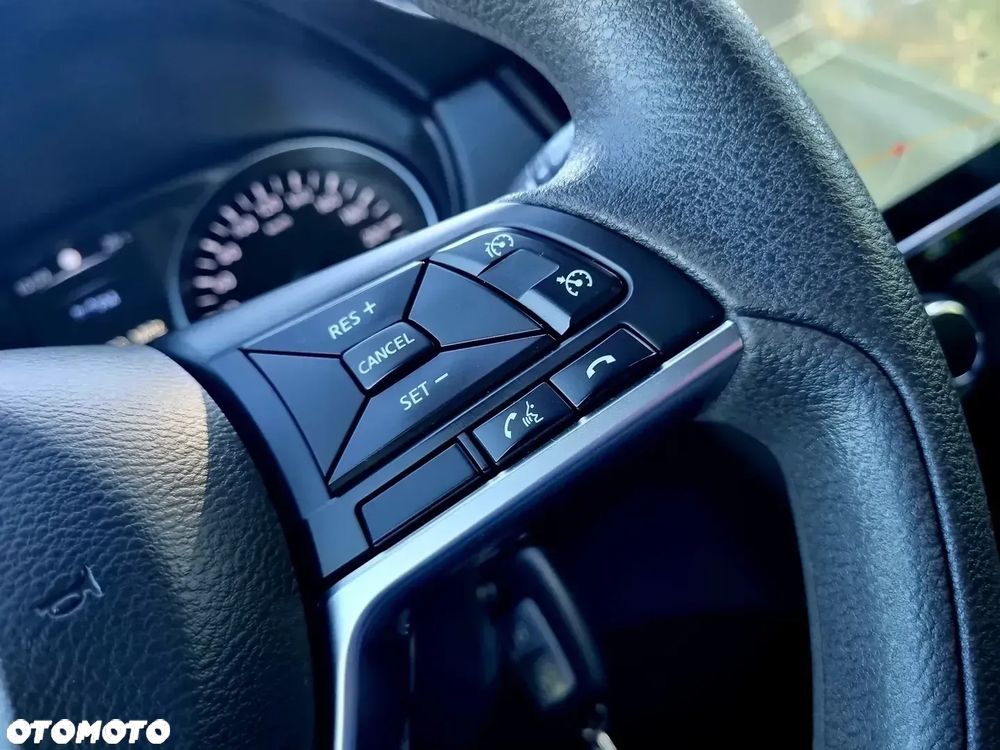 Nissan Qashqai 1.3 DIG-T VISIA - 17