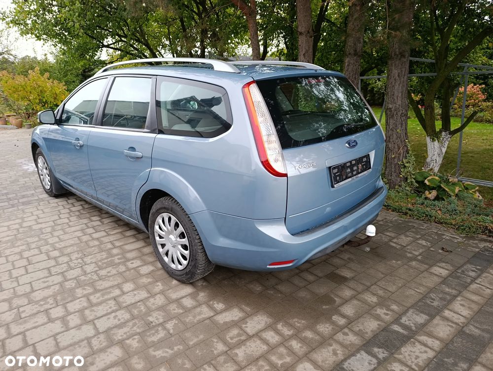 Ford Focus 1.6 16V Ambiente - 5