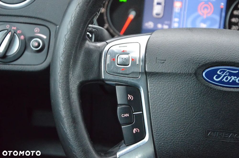 Ford Galaxy 2.0 TDCi Titanium - 16