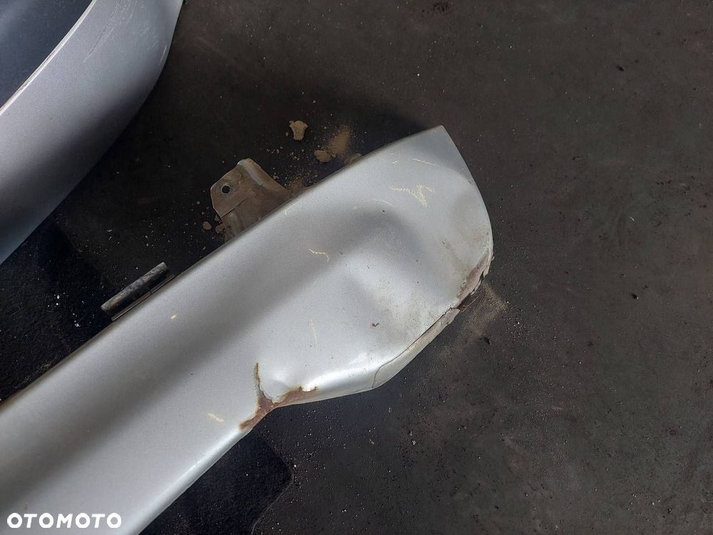 KOMPLETNY TYŁ KLAPA BAGAŻNIKA ZDERZAK TYŁ LAMPY TOYOTA YARIS I LIFT 1E7 - 6