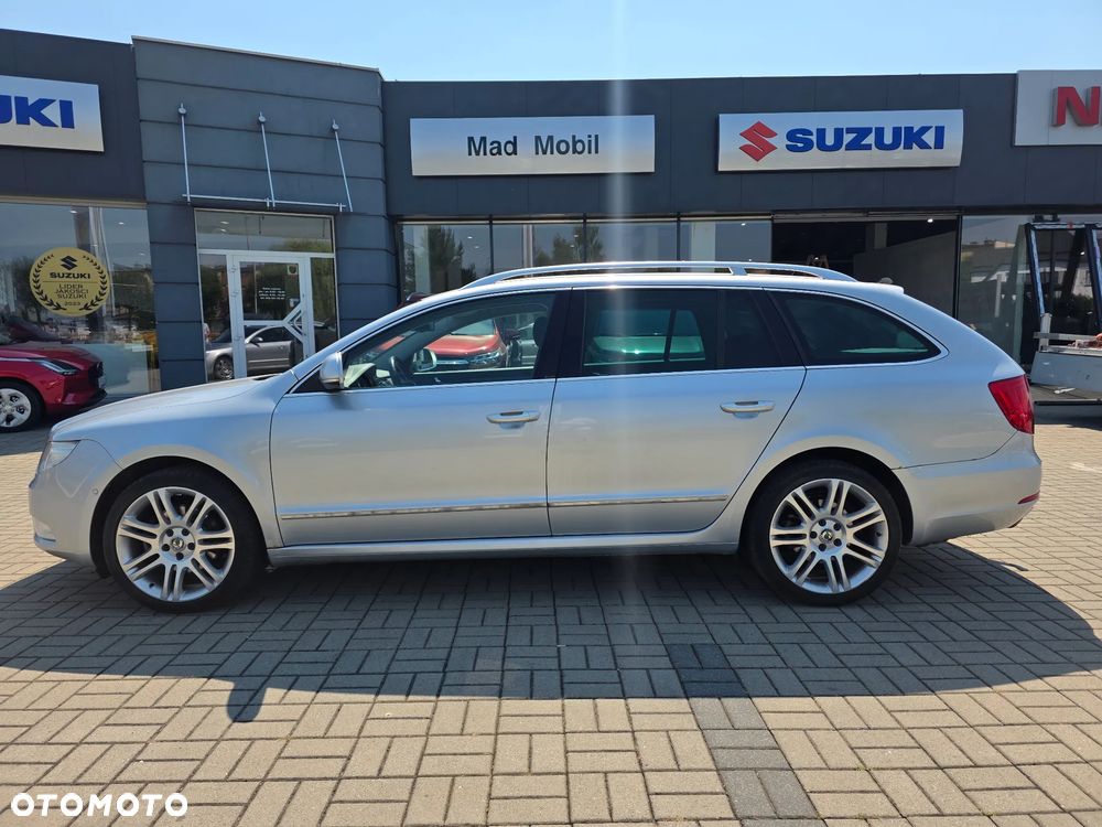 Skoda Superb 2.0 TDI DSG Exclusive - 6