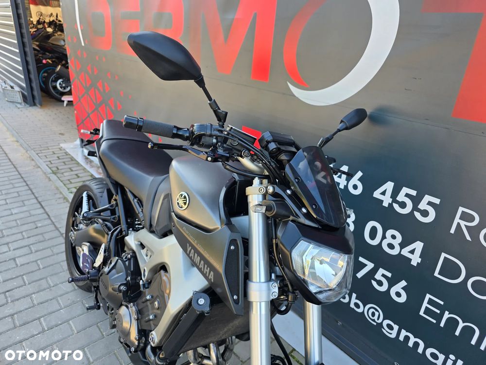 Yamaha MT - 22