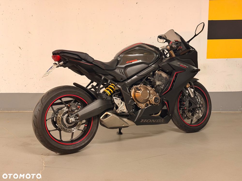Honda CBR - 6