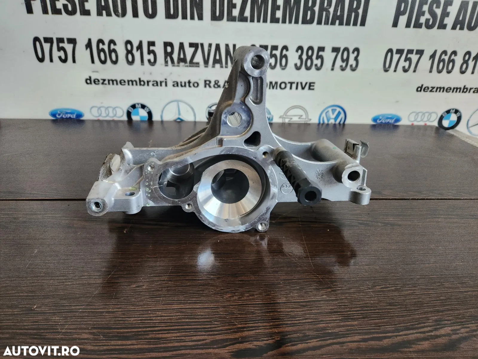 Suport Pompa Apa Bmw 2.0 D B47 Euro 6 Cod  Nou Sub 1.000 Km G11 G12 G30 G31 G32 X5 X6 X7 X3 X4 G01 - 2